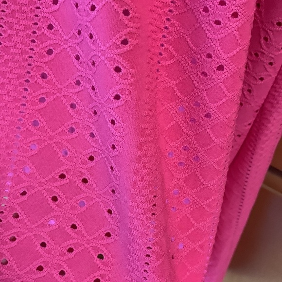 Pink Sleeveless Eyelet Tank 4X - Picture 3 of 6